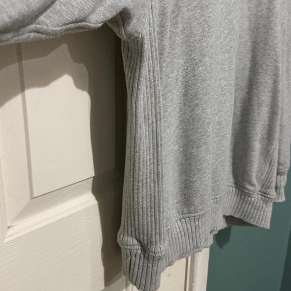Aerie Gray oversized sweater - Picture 3 of 4